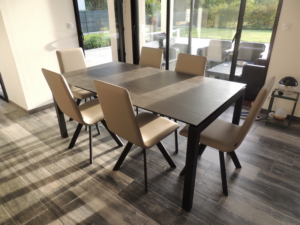 table ceramique beige et noir veranda